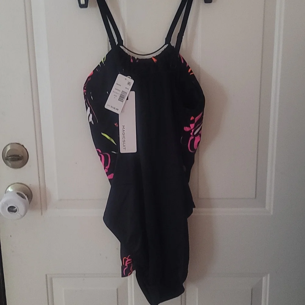 MAGICSUIT TROPICAL PRINT ONE-PIECE SWIMSUIT: BLACK: NWT: SIZE 16 - Picture 4 of 10